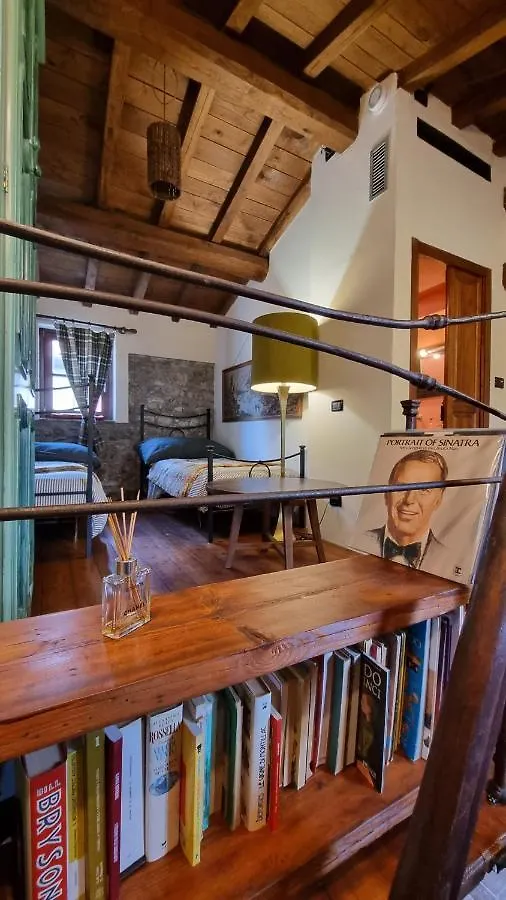 Rose Cottage Tuscany Fosdinovo Italy